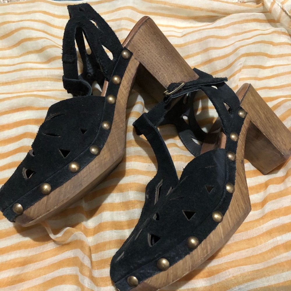 Eric Michael Clogs